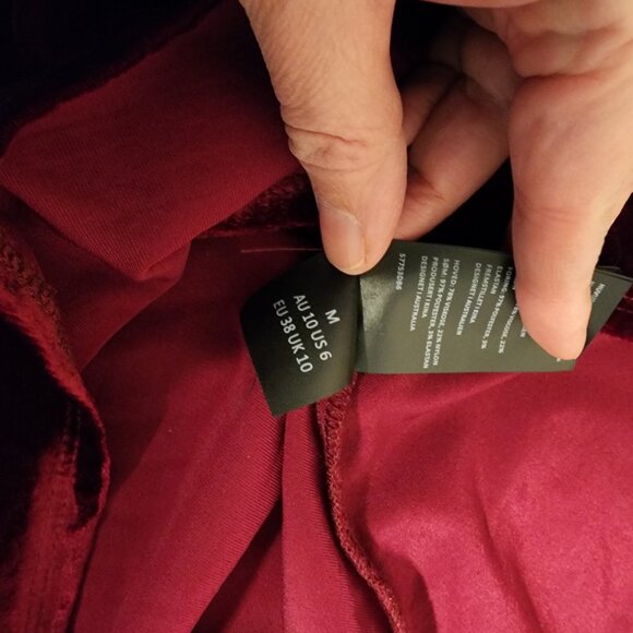 Bardot Sorella Velour Asymmetric Midi Dress NWOT Red Med tear at zipper - Picture 11 of 12